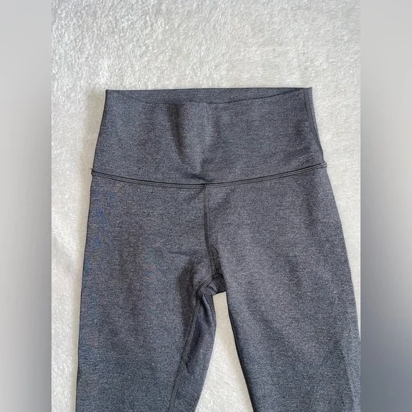 Lululemon Wunder Under Crop (Hi-Rise) - Picture 3 of 9